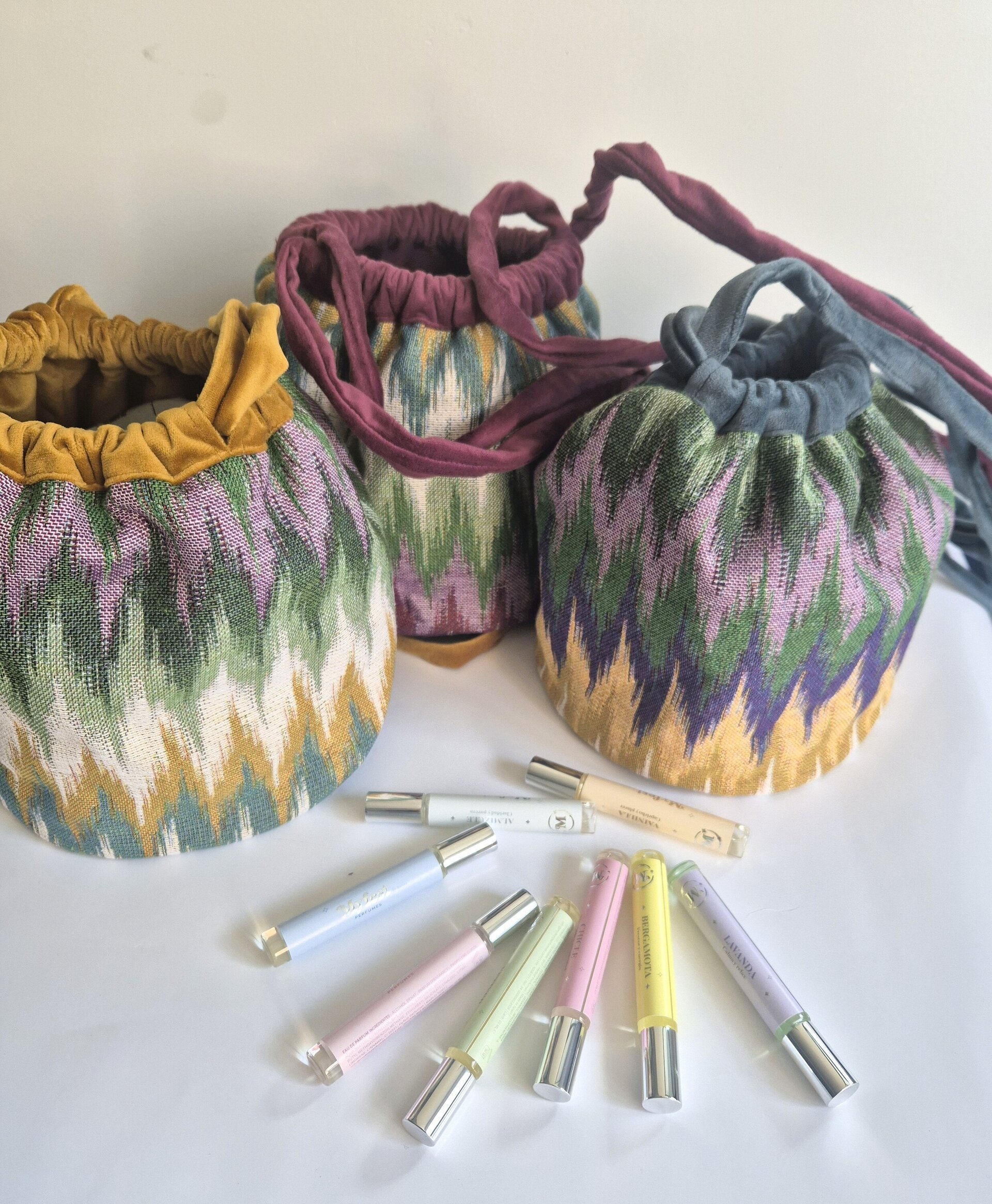 Aromas en Movimiento Color Ocre - 4